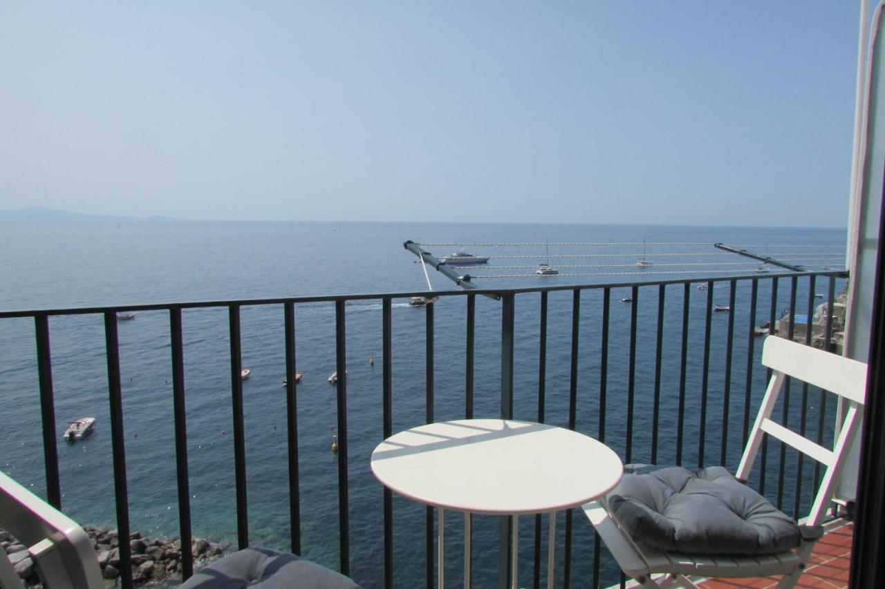 Hotel Domus Claudia Atrani Exterior foto